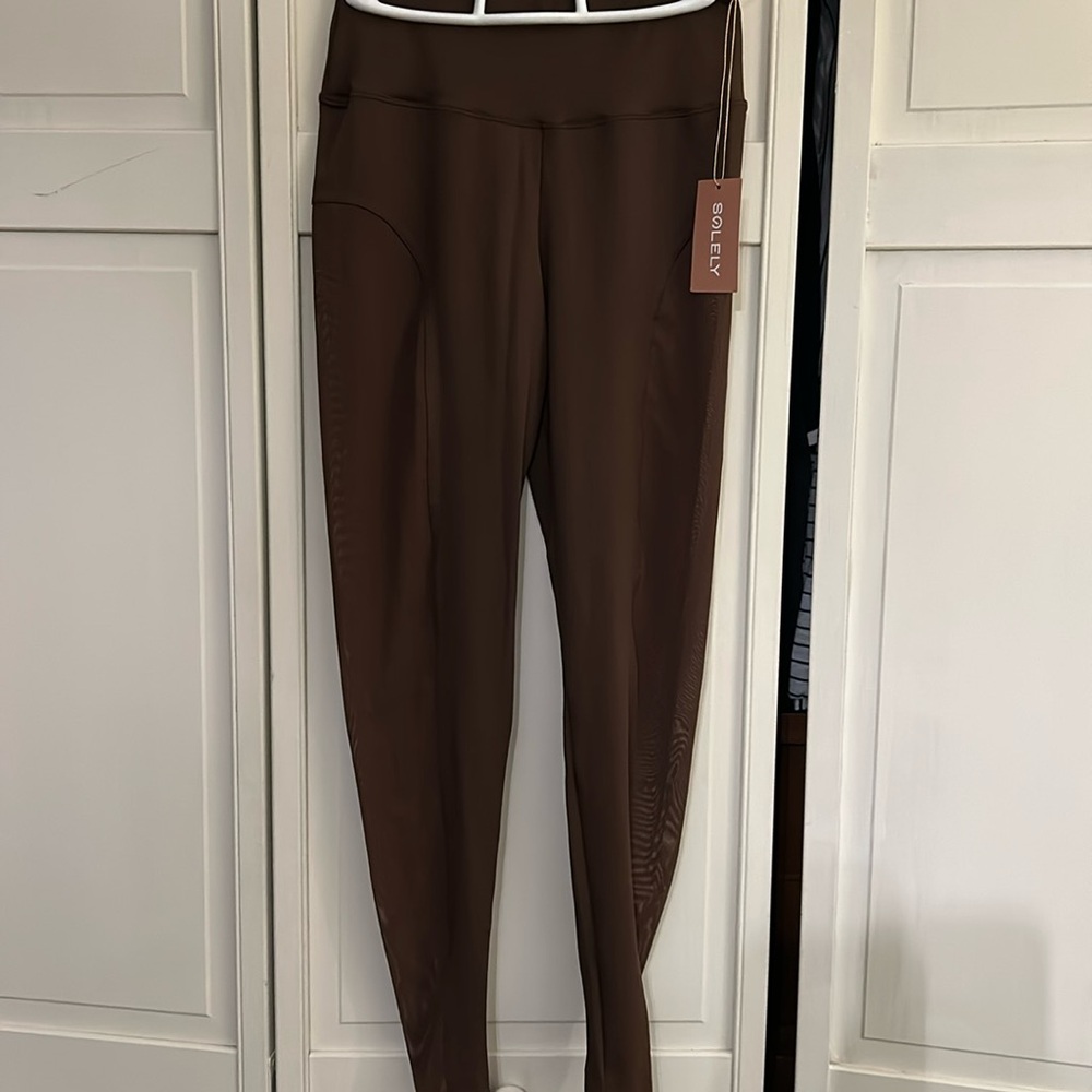 Solely Brown leggings Outside Mesh Panels Sz Large / XL New with tagd